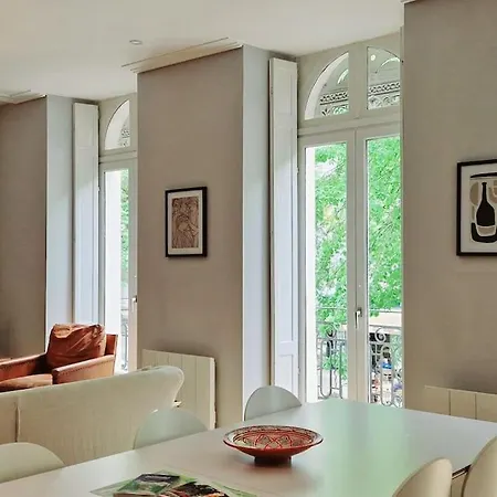 公寓 T3 Plein Centre Bagnères-de-Luchon