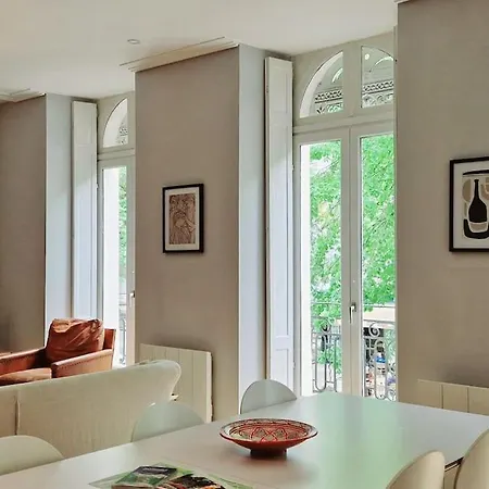 Apartment T3 Plein Centre Bagneres-de-Luchon