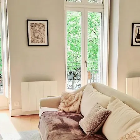 T3 Plein Centre Apartment *